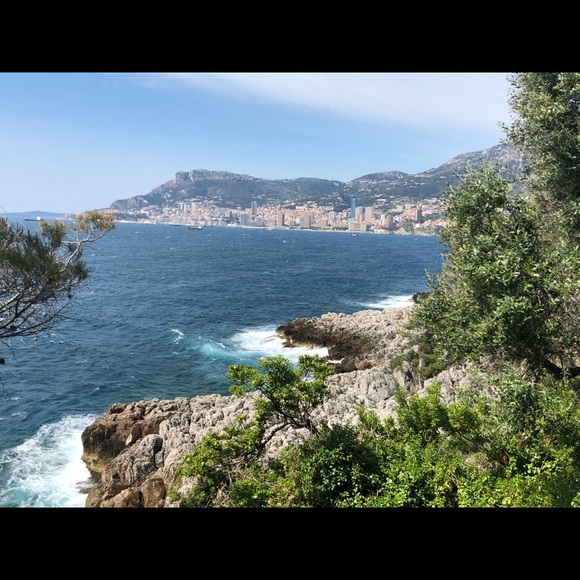 Meet your Posher, Linda - Picture 1 of 1